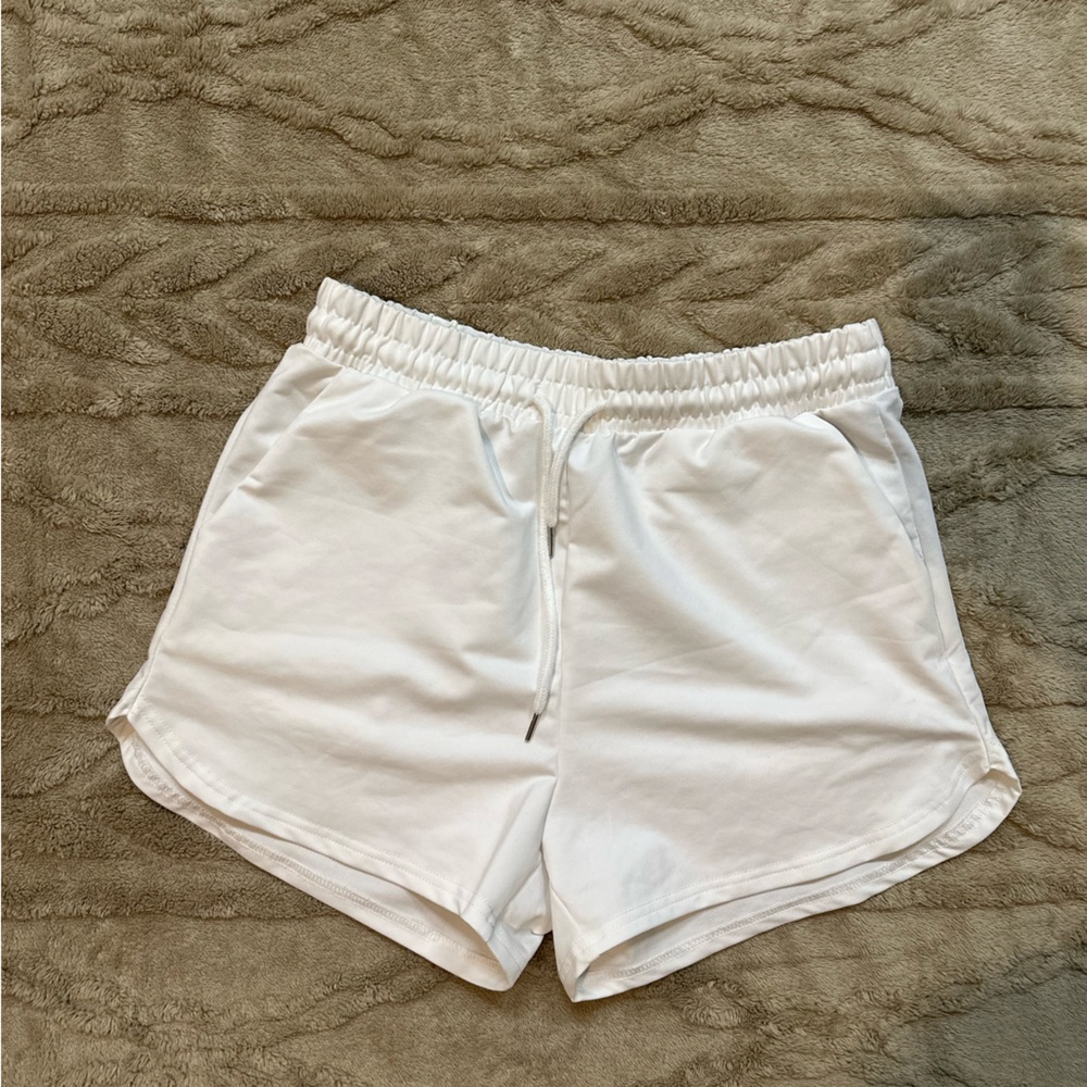 SHEIN White Women's Shorts